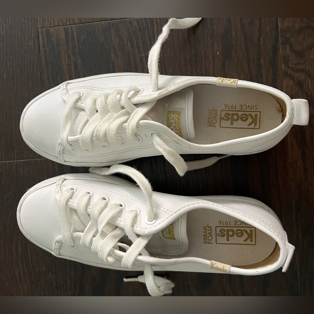 White Platform Less - image 4